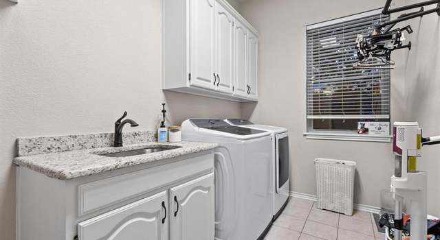 Photo of 3430 W Crawford St, Denison, TX 75020