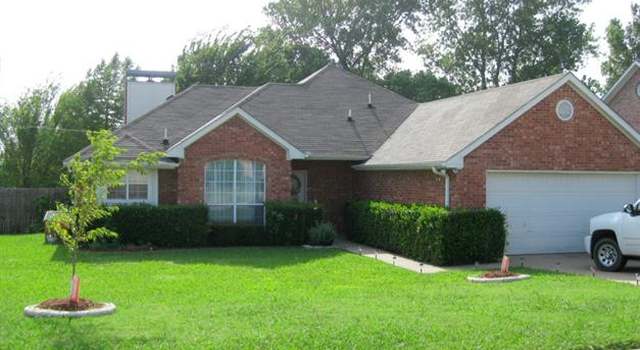 Photo of 920 Calder St, Howe, TX 75459