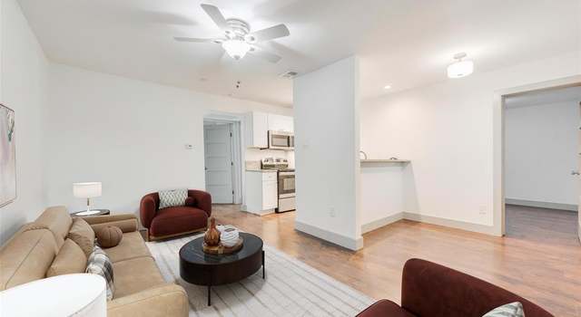Photo of 4633 Fairmount St #203, Dallas, TX 75219