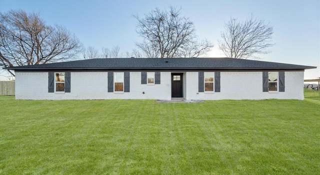 Photo of 917 N Spikes Rd, Corsicana, TX 75110