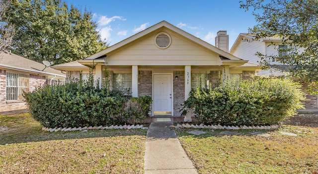 Photo of 2368 Summit Ln, Dallas, TX 75227