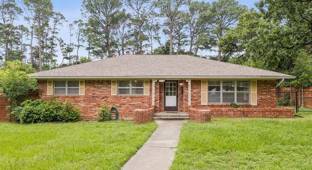 Photo of 916 Edgewood Pl, Denton, TX 76209