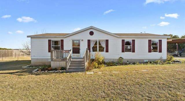 Photo of 136 Brazos Valley Ln, Weatherford, TX 76087