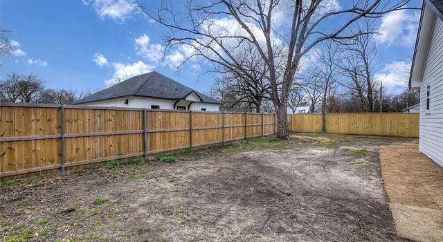 Photo of 601 Henry St, Commerce, TX 75428