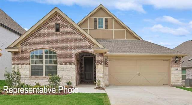 Photo of 349 Corral Acres Way, Fort Worth, TX 76120