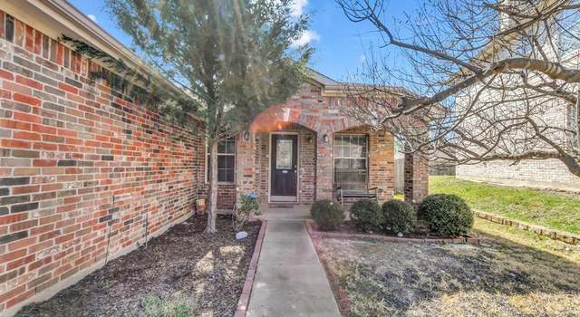 Photo of 2452 Big Spring Dr, Fort Worth, TX 76120