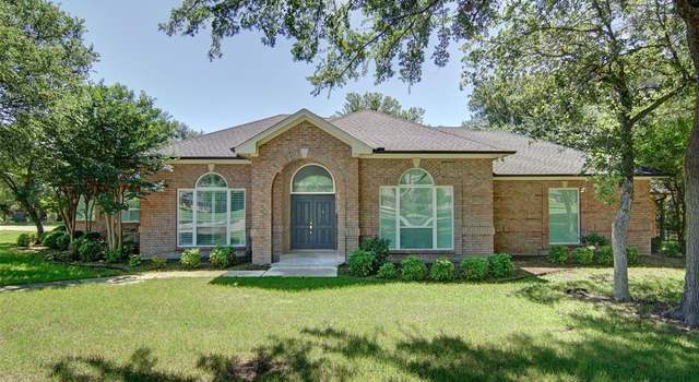 Photo of 332 Diamond Oaks Dr, Hudson Oaks, TX 76087