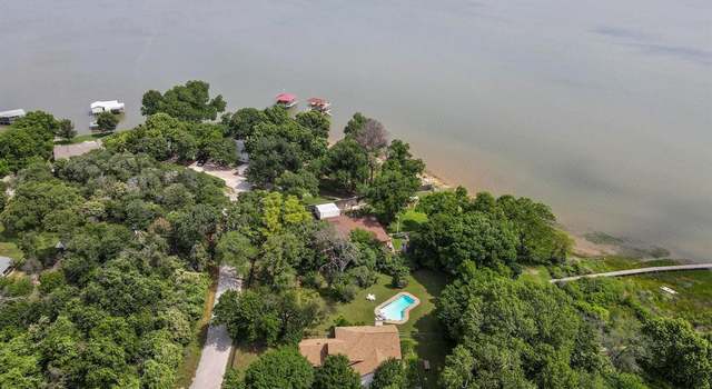 Photo of 2569-A Castle Cir, Fort Worth, TX 76108