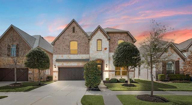 Photo of 811 Red Maple Rd, Euless, TX 76039