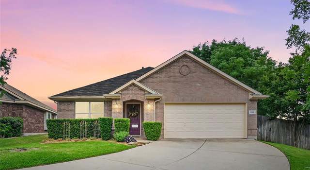 Photo of 8500 Bonnet Ct, Fort Worth, TX 76131