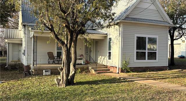 Photo of 205 Hungry Hill Rd, Eddy, TX 76524