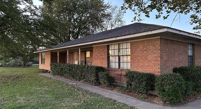 Photo of 1121 Bones Chapel Rd, Whitesboro, TX 76273