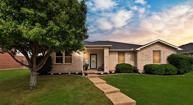 Photo of 1819 Wildrose Dr, Rockwall, TX 75032