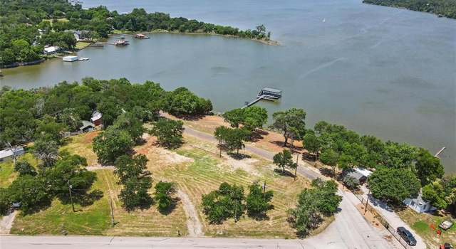 Photo of 8501 Heron Dr, Fort Worth, TX 76108