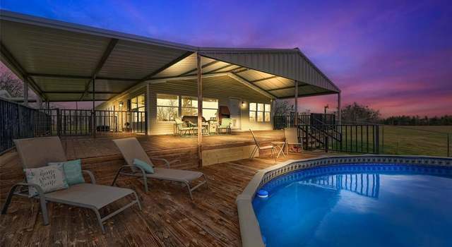 Photo of 388 Heironimus Ln, Denison, TX 75020