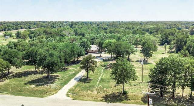 Photo of 407 W Saunders St, Trenton, TX 75490