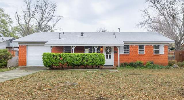 Photo of 2105 S Pine St, Brady, TX 76825