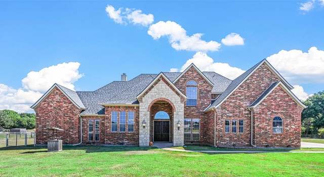Photo of 176 S Bear Creek Ln, Cresson, TX 76035