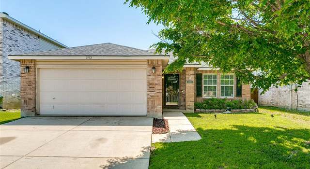 Photo of 1932 Shasta View Dr, Fort Worth, TX 76247