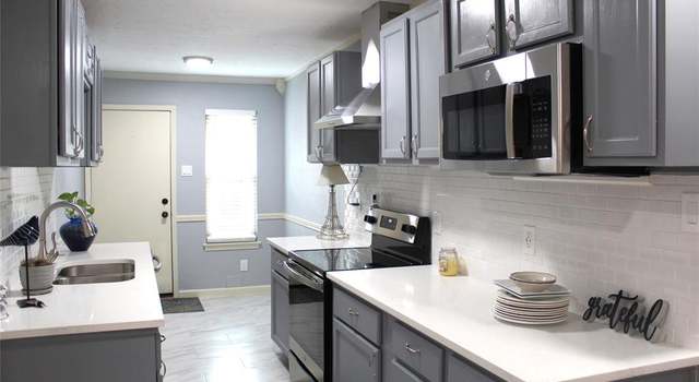 Photo of 13561 Waterfall Way, Dallas, TX 75240