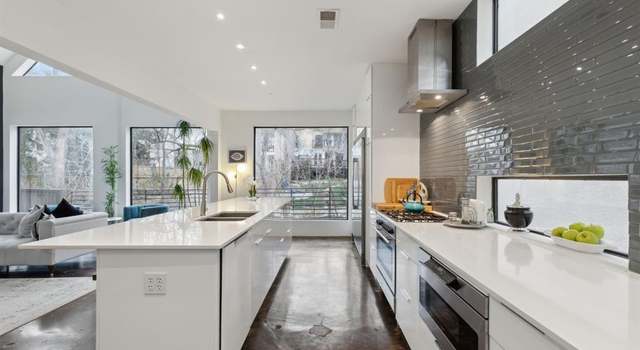 Photo of 9119 Chapel Valley Rd, Dallas, TX 75220
