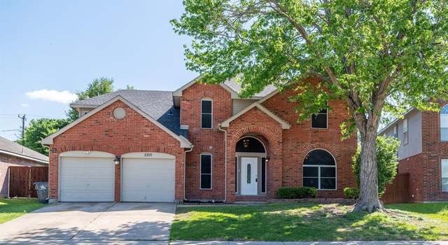 Property at 2210 Belton Dr, Arlington, TX 76018, 5 beds, 2.5 baths