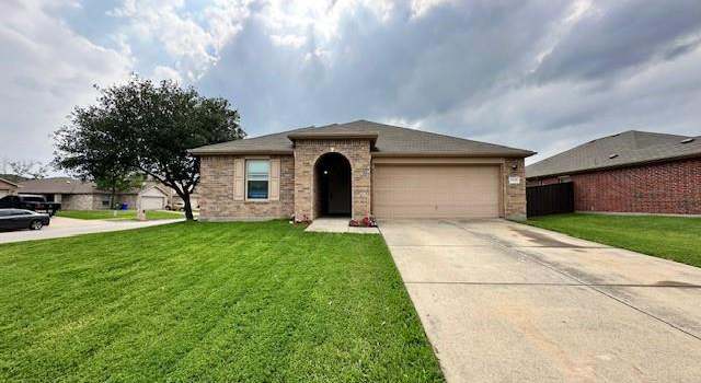 Photo of 4641 Indian Creek Dr, Balch Springs, TX 75180