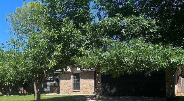 Photo of 2524 Craig Ln, Denton, TX 76209