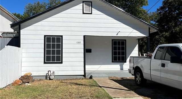 Photo of 1202 Gould Ave, Fort Worth, TX 76164