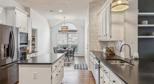 Photo of 711 Hollow Ridge Dr, Allen, TX 75002
