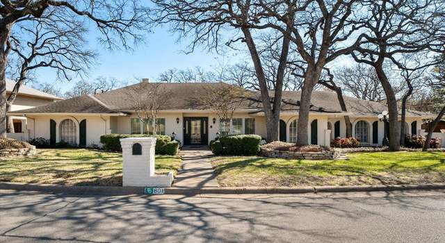 Photo of 801 Crowley Rd, Arlington, TX 76012