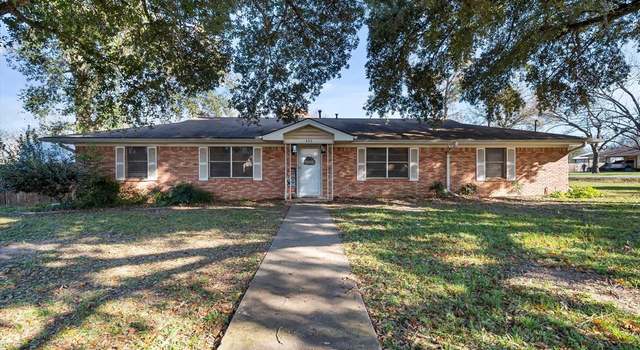 Photo of 426 N Mount St, Fairfield, TX 75840