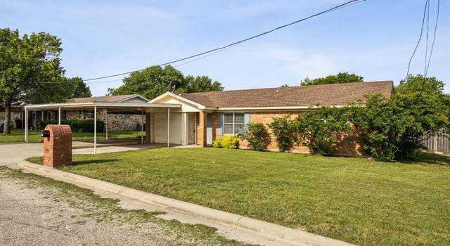 Photo of 1003 N Washburn St, Decatur, TX 76234