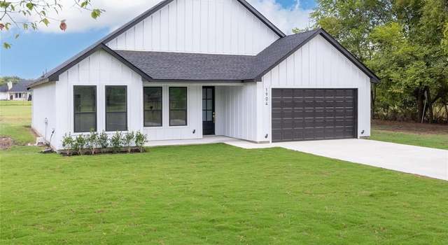 Photo of 1904 Berkeley Dr, Sanctuary, TX 76020