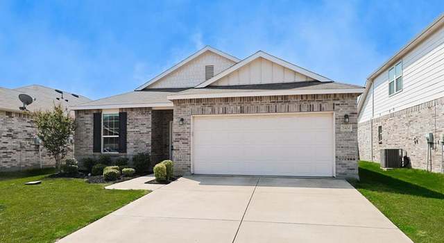 Photo of 2404 Barzona Dr, Fort Worth, TX 76131