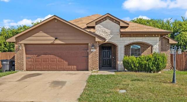 Photo of 3117 Royal Crest Dr, Fort Worth, TX 76140