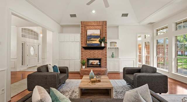 Photo of 6808 N Oaks Dr, North Richland Hills, TX 76182