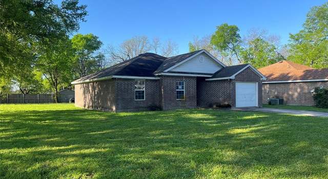 Photo of 700 E 6th St, Bonham, TX 75418