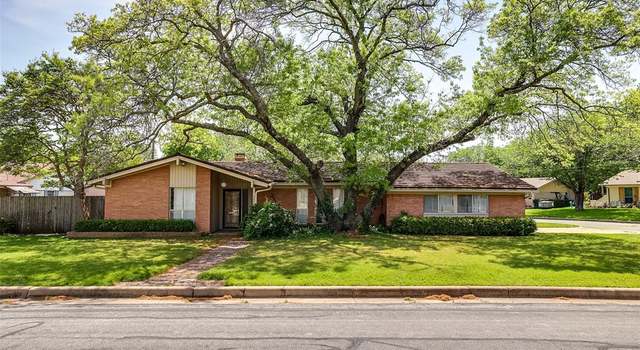 Photo of 7025 Wycliff St, Fort Worth, TX 76116