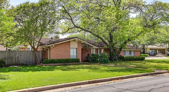 Photo of 7025 Wycliff St, Fort Worth, TX 76116