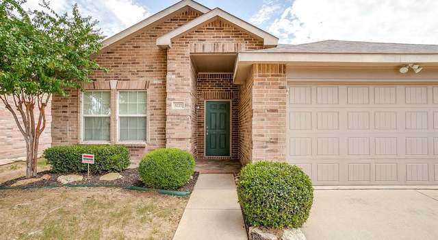 Photo of 3221 Sadie Trl, Fort Worth, TX 76137