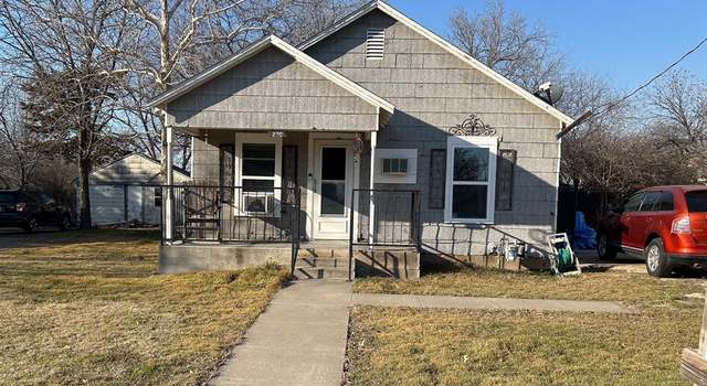 Photo of 220 W 6th St, Muenster, TX 76252