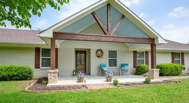 Photo of 204 Pecan St, Tom Bean, TX 75489