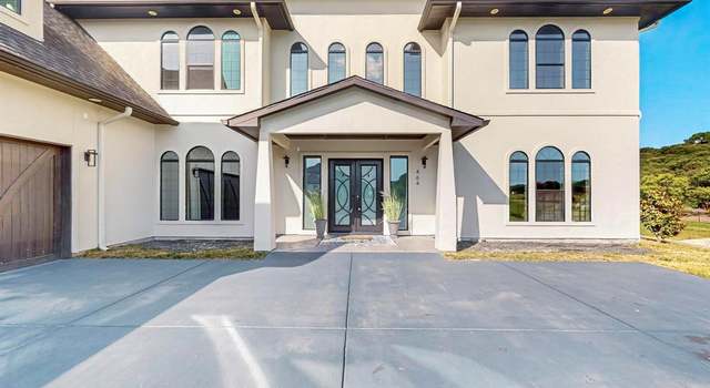 Photo of 464 Breezeway Ct, Cedar Hill, TX 75104