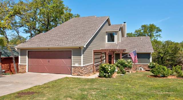 Photo of 108 E Kiowa Dr E, Lake Kiowa, TX 76240