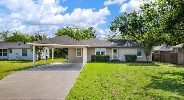 Photo of 805 N Denny St, Howe, TX 75459