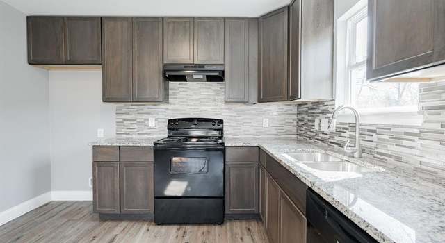 Photo of 1702 Clark St, Commerce, TX 75428