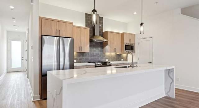 Photo of 1901 S Harwood St #307, Dallas, TX 75215