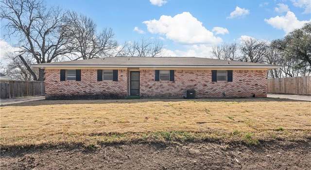 Photo of 205 E Stegall Rd, Robinson, TX 76706