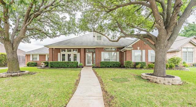 Photo of 8205 Fin Wood Ct, North Richland Hills, TX 76182
